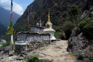 5-3-12 Starting our trek to (views of) Everest