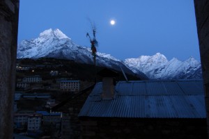 5-4-12 Dusk in Namche, under an almost-full moon